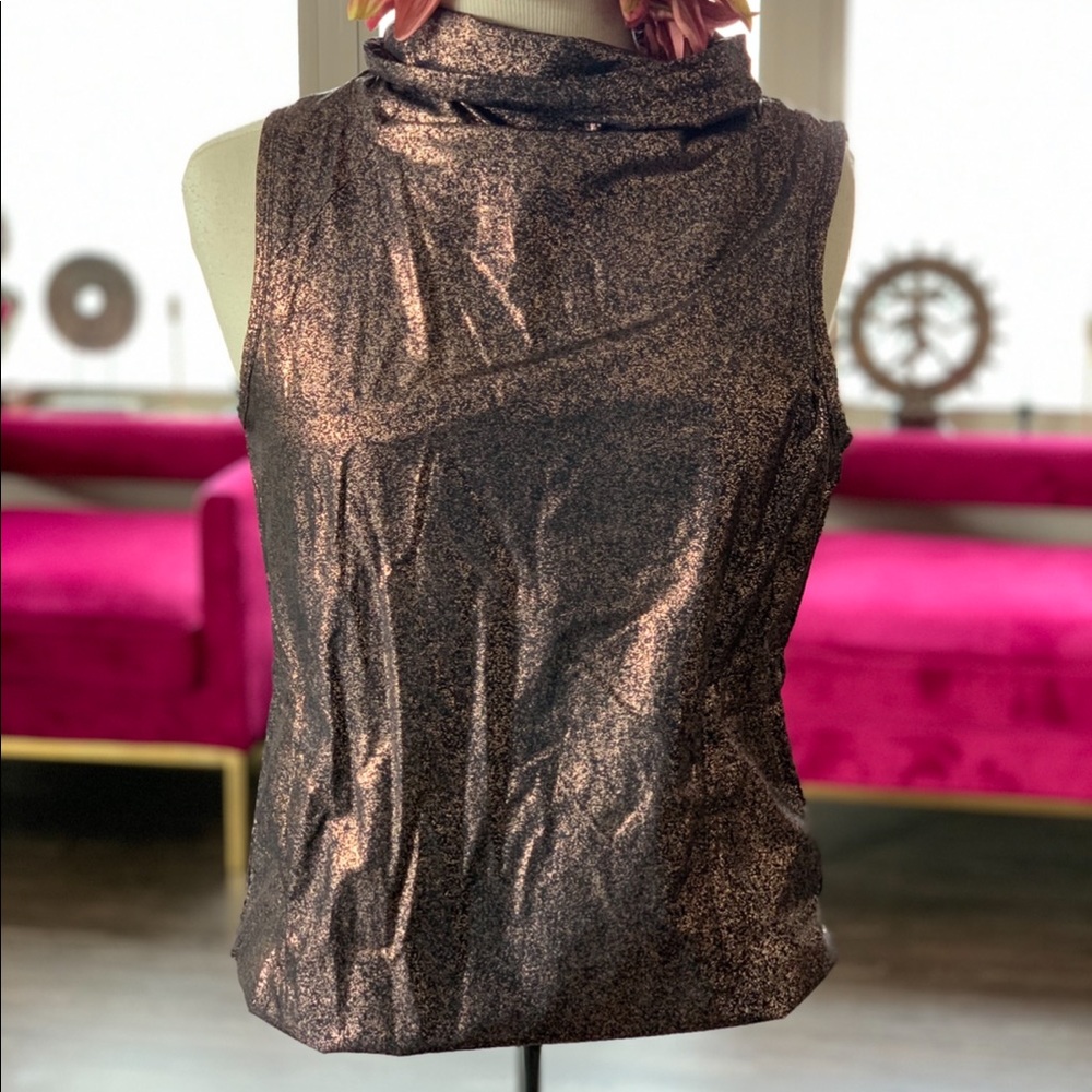 SOLD🥇Rose Gold Fabletics Athletic Vest ✨ - Picture 3 of 8
